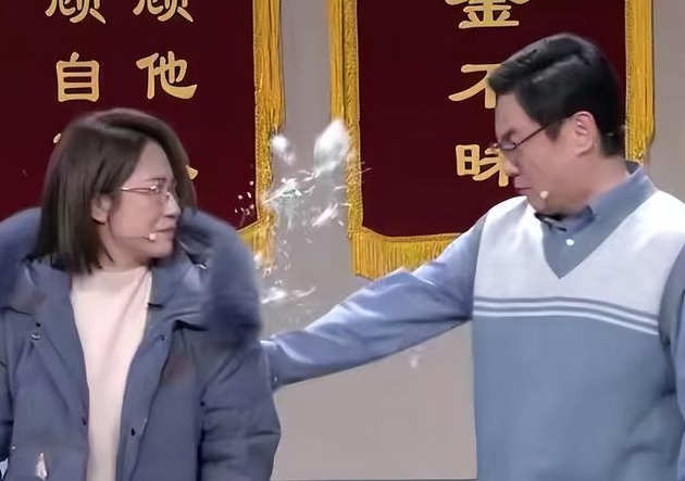 春晚启动了所有应急预案,沈腾已检讨!《坑》“惊动”中纪委:“躺平式干部”坑己又害人